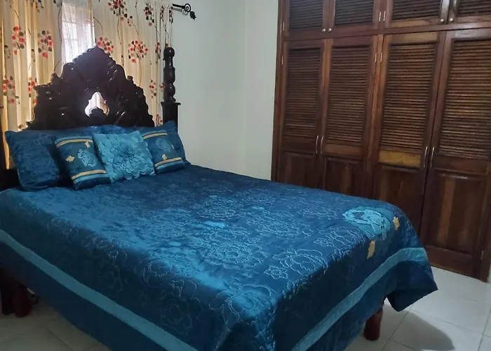 Sun Valley Retreat In * Montego Bay